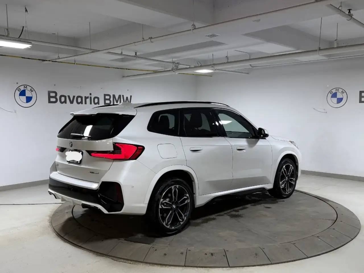 BMW X1 снимка BMW X1