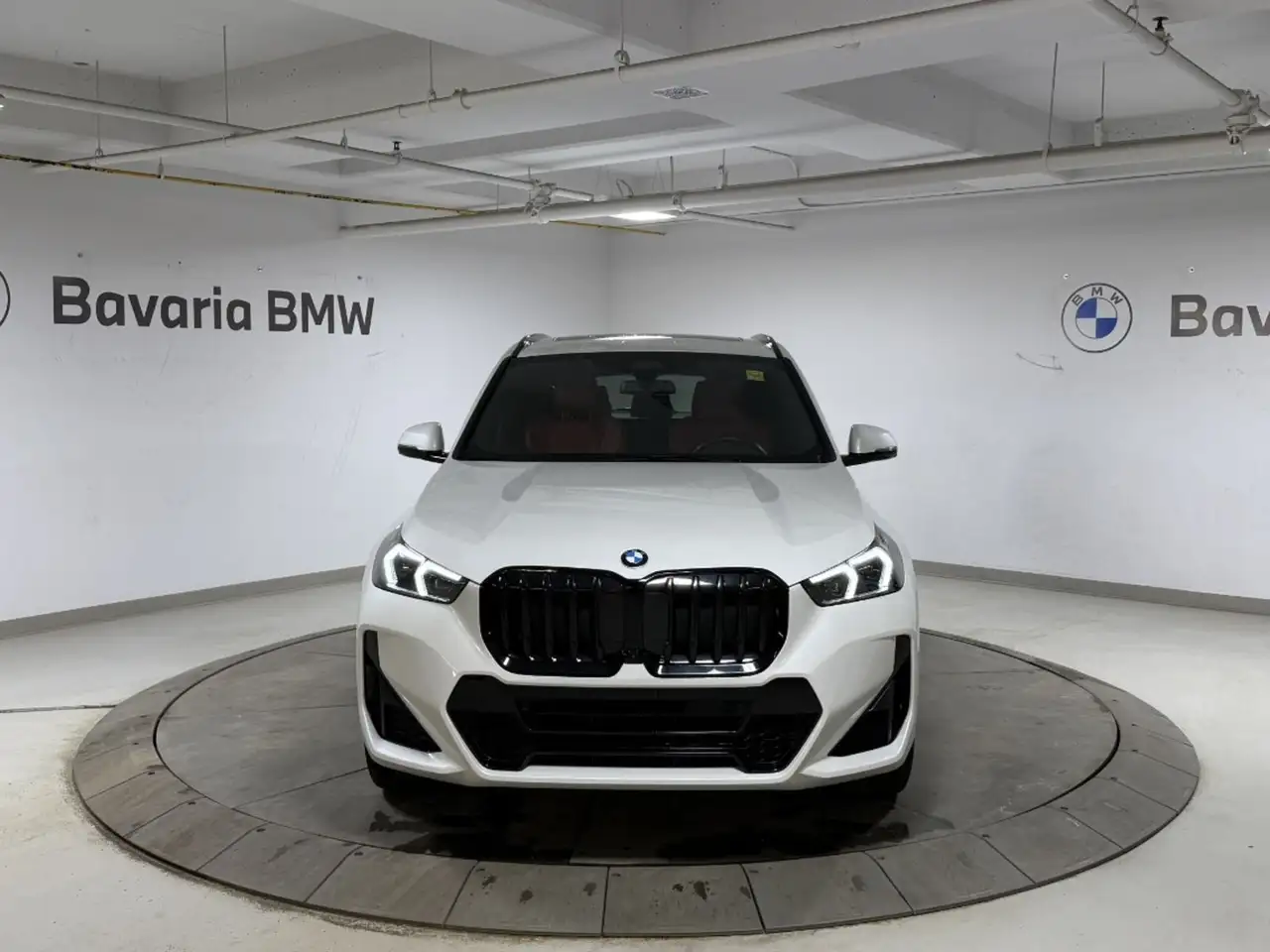 BMW X1 снимка BMW X1