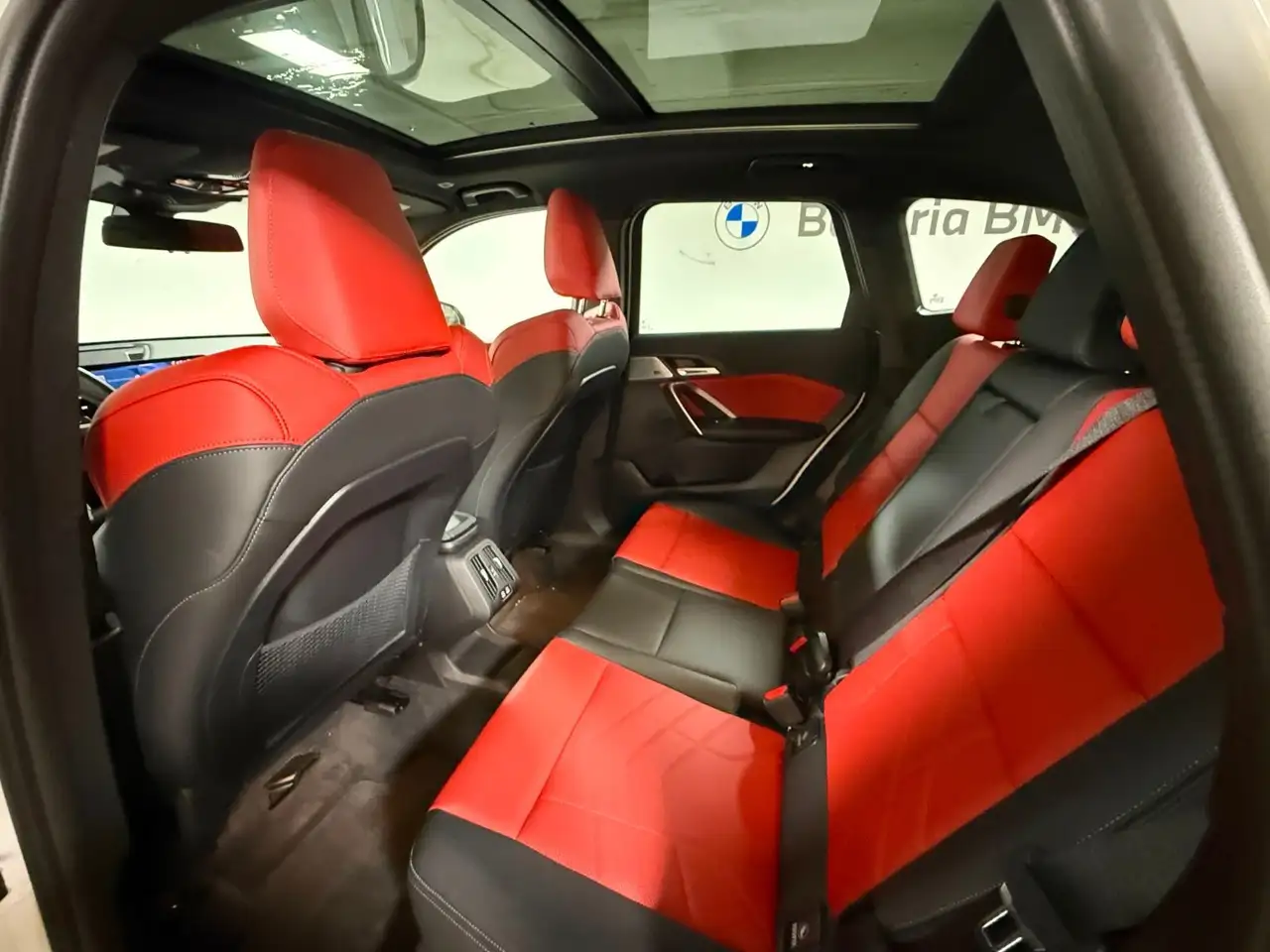 BMW X1 снимка BMW X1