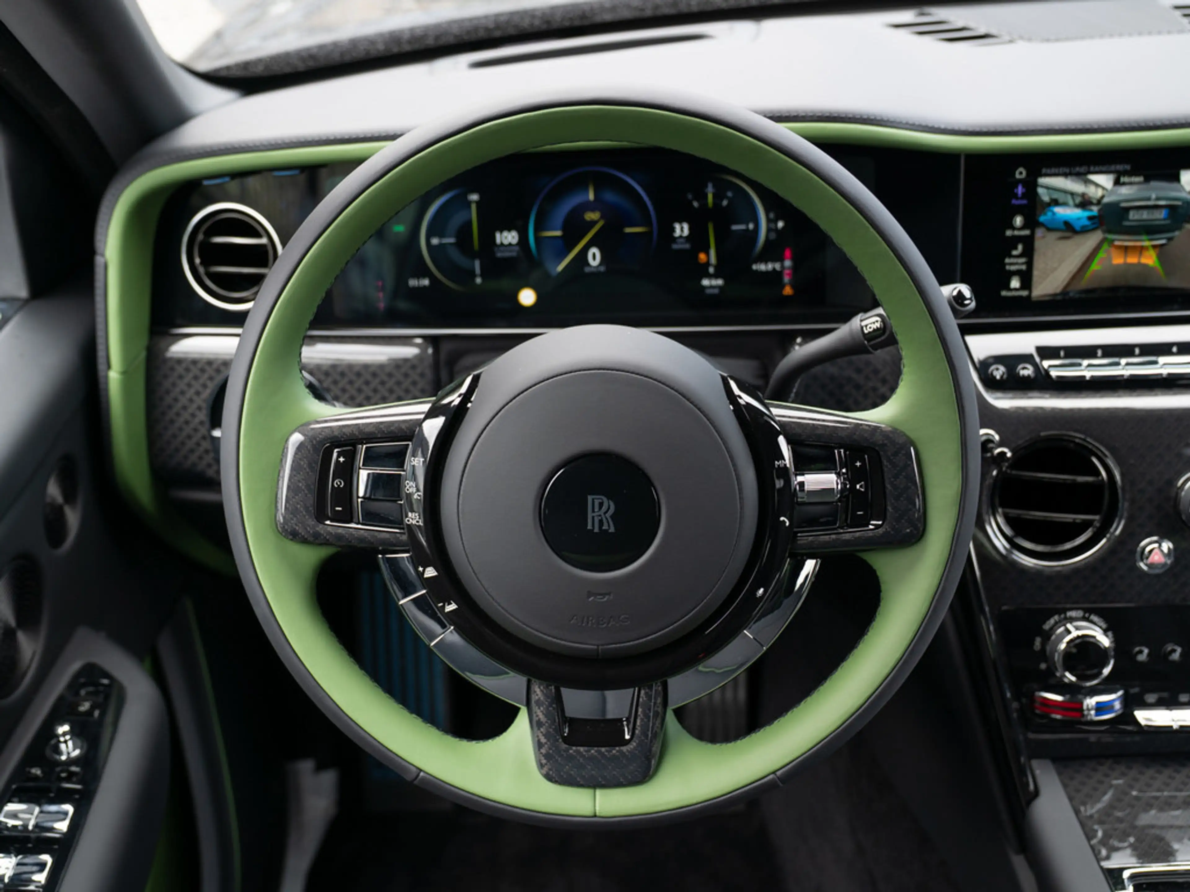 Rolls-Royce Cullinan Black Badge SERIES II + SHOOTING STA — photo 7