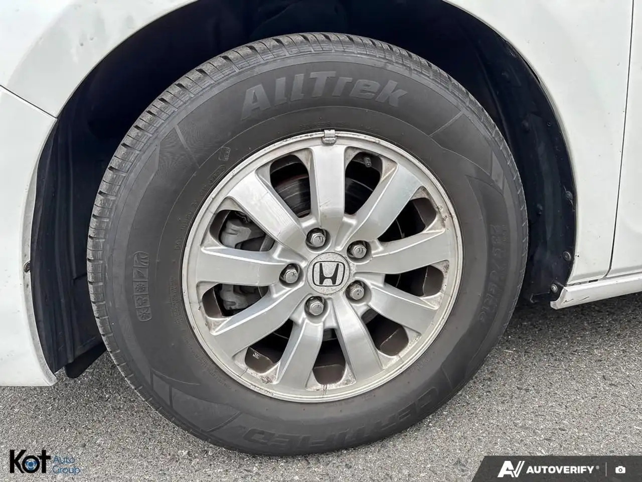 Honda Odyssey снимка Honda Odyssey