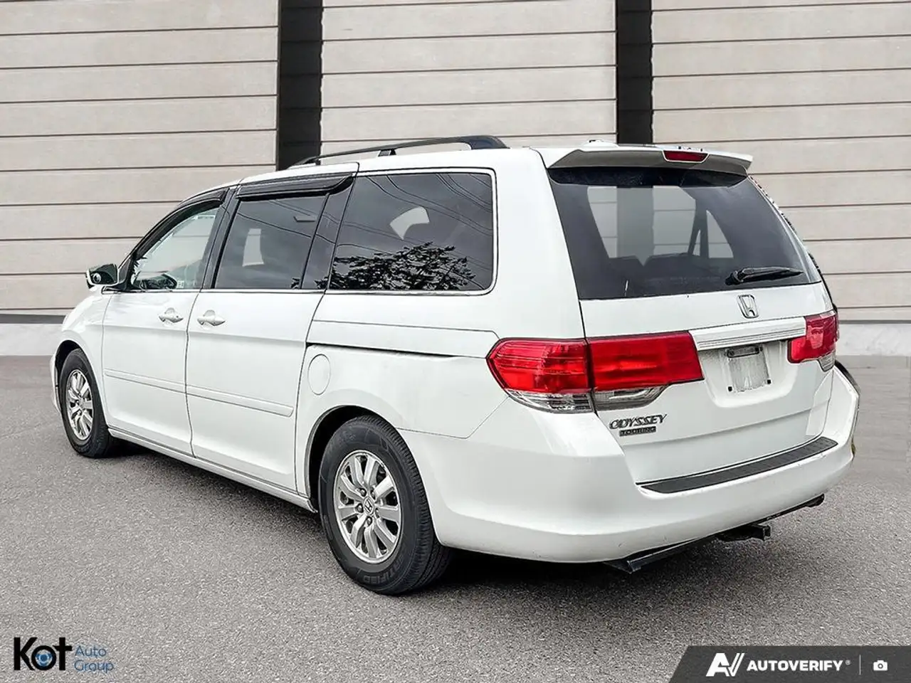 Honda Odyssey снимка Honda Odyssey