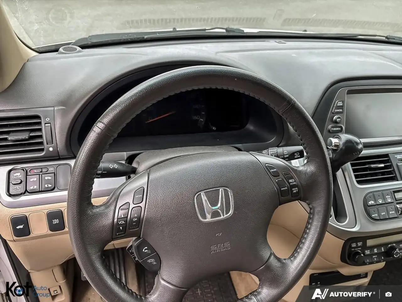 Honda Odyssey снимка Honda Odyssey