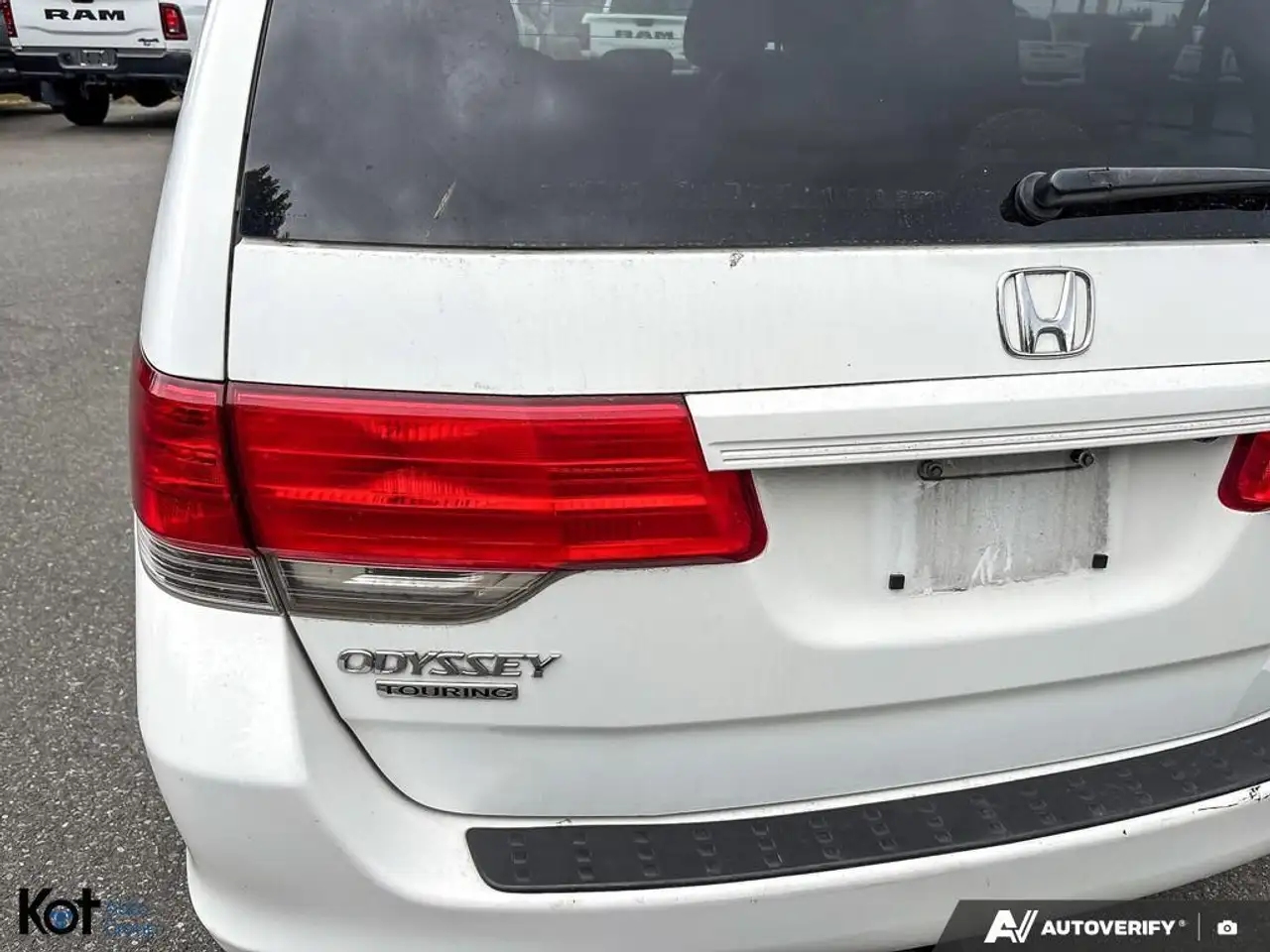 Honda Odyssey снимка Honda Odyssey
