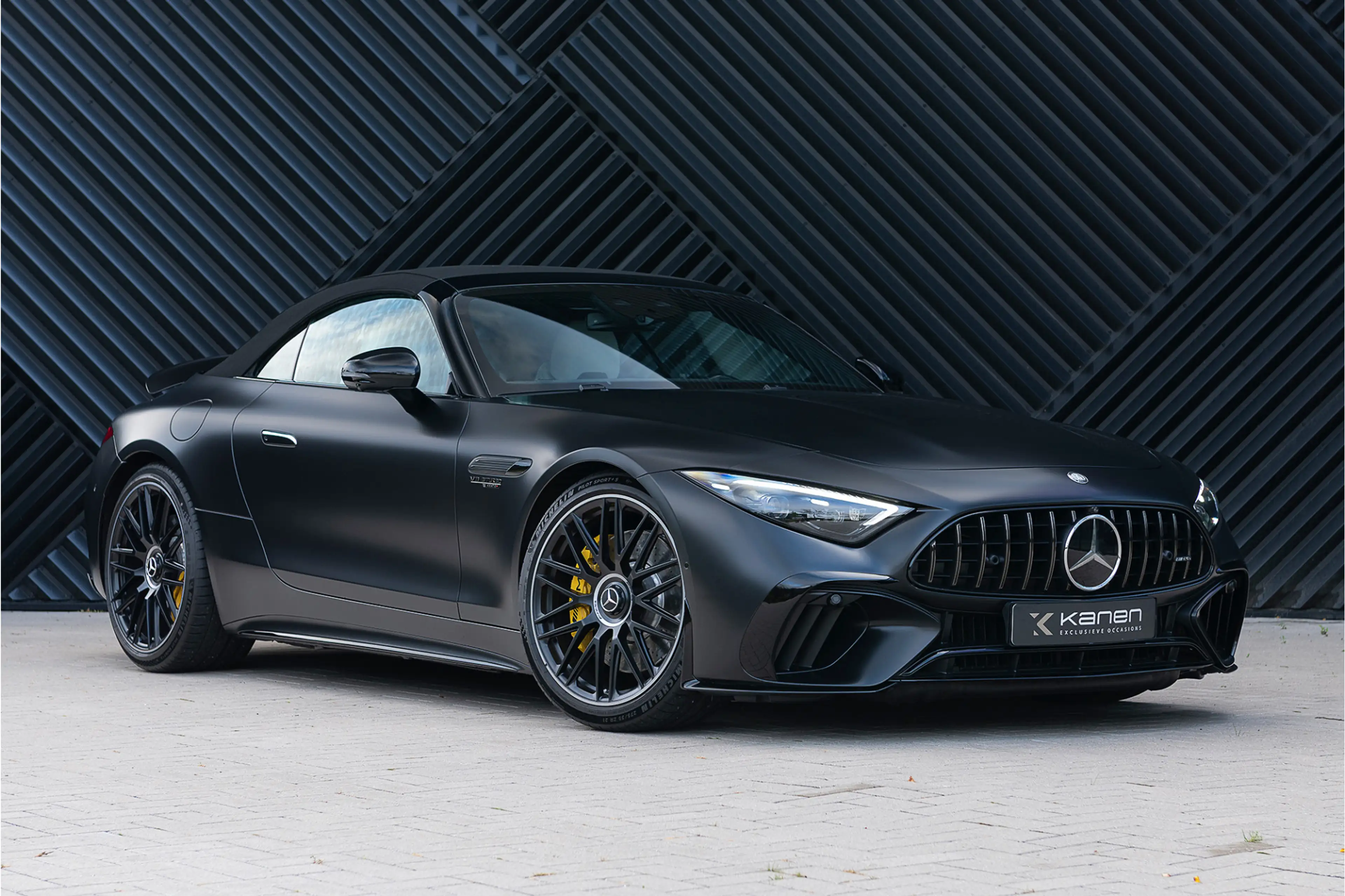 Mercedes-Benz SL 63 AMG 4MATIC+ Aero Nightpak Distronic+ LIFT IHC+ Achtera — photo 4