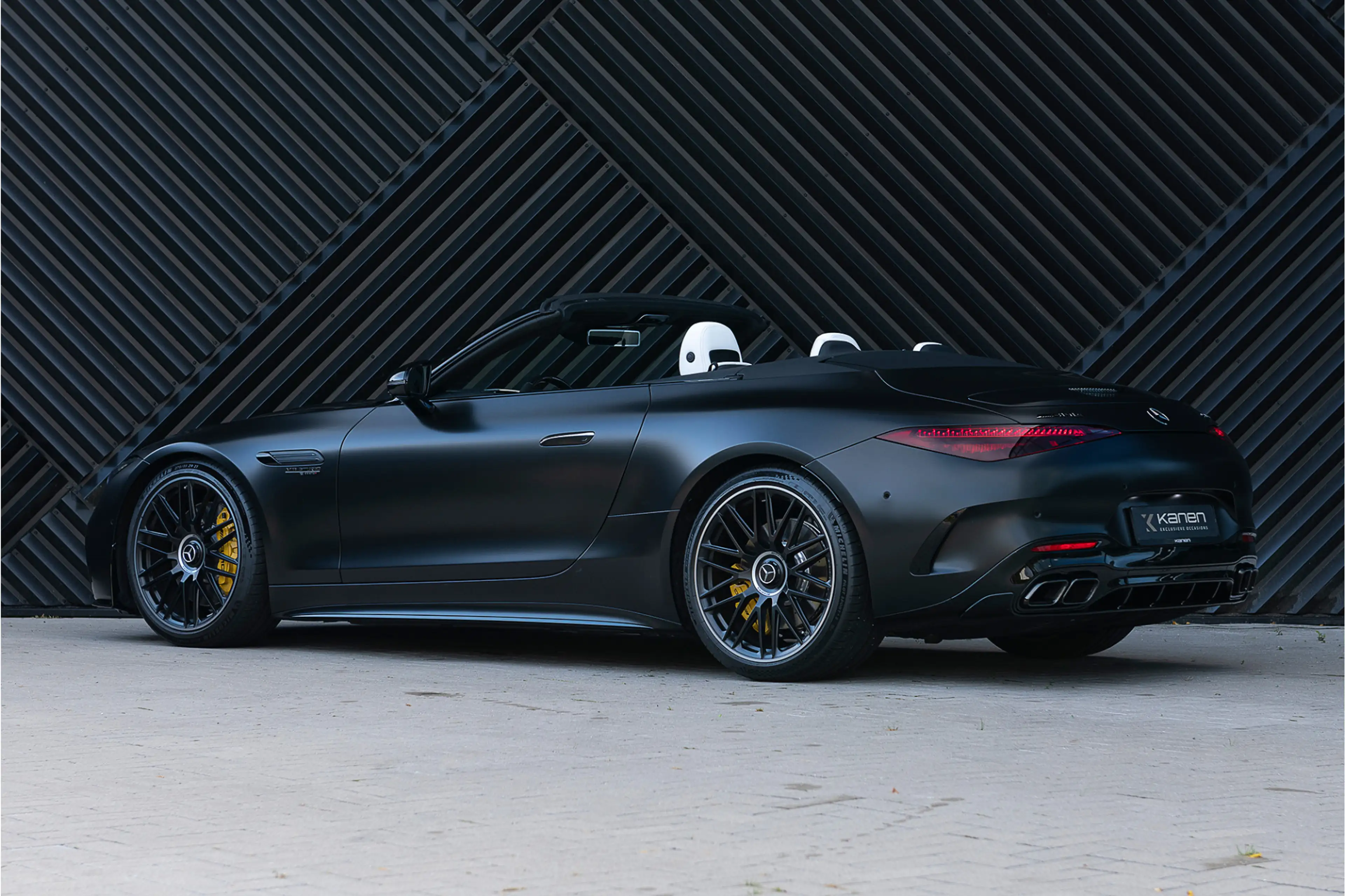 Mercedes-Benz SL 63 AMG 4MATIC+ Aero Nightpak Distronic+ LIFT IHC+ Achtera — photo 12