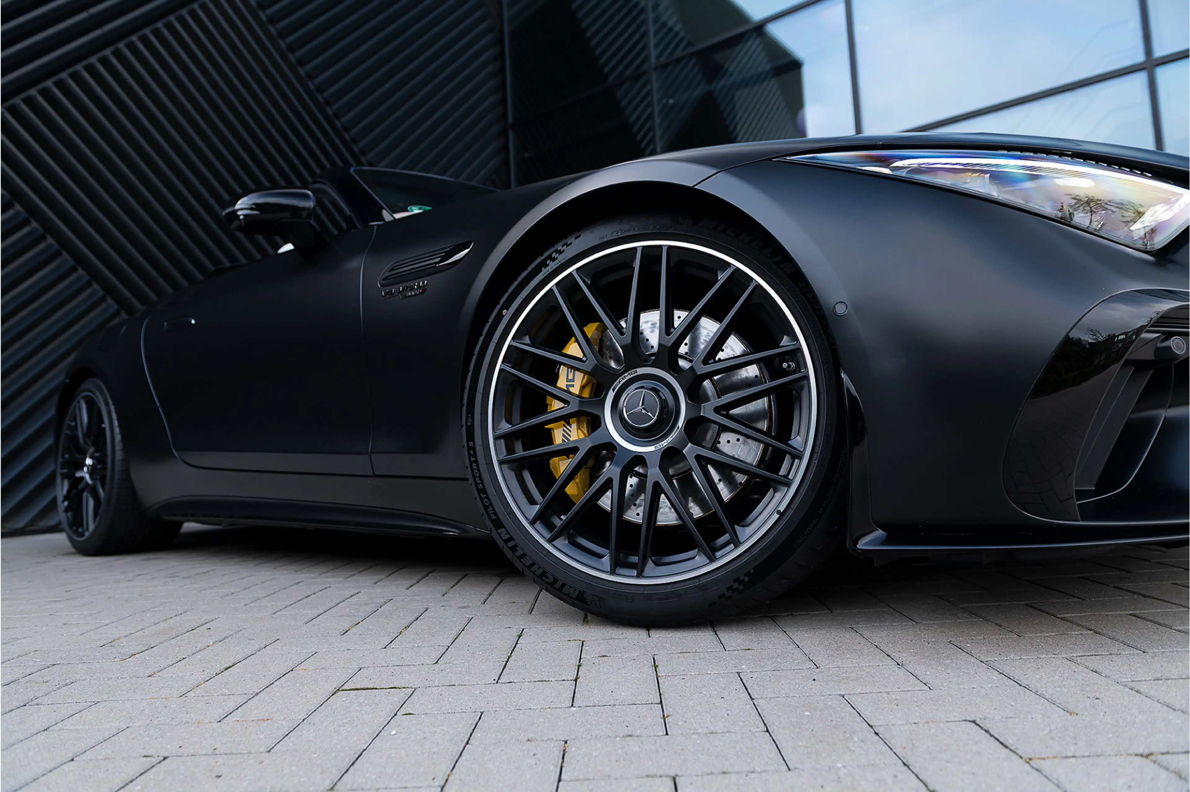 Mercedes-Benz SL 63 AMG 4MATIC+ Aero Nightpak Distronic+ LIFT IHC+ Achtera — photo 17