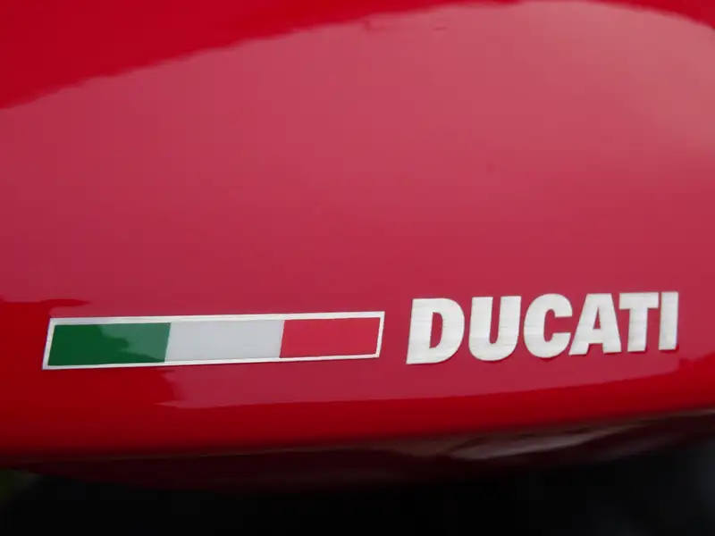 Ducati Panigale V4 S - foto 8