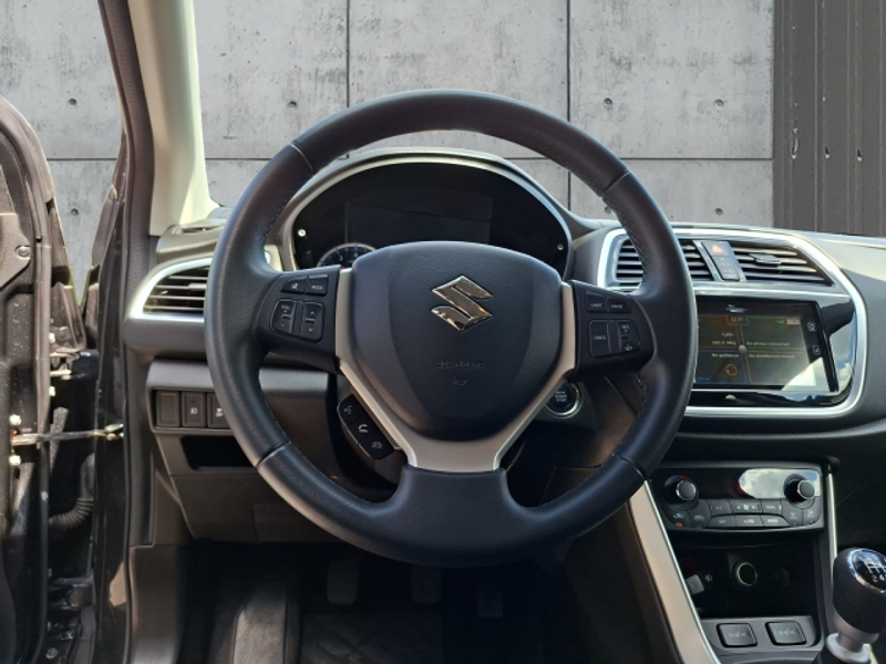 Suzuki SX4 SUZUKI SX4 Allrad — photo 14