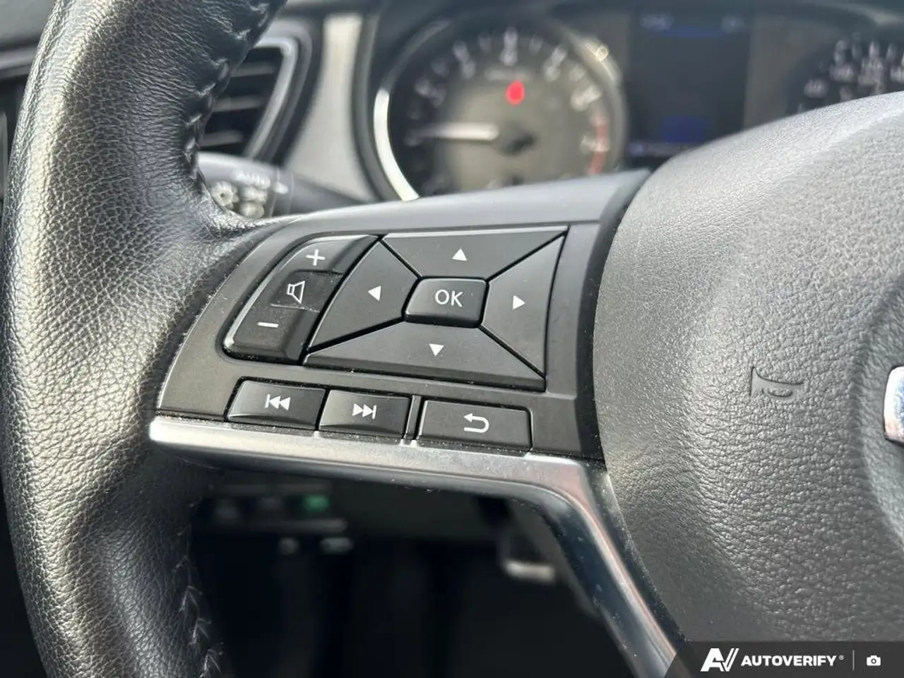 Nissan Qashqai снимка Nissan Qashqai