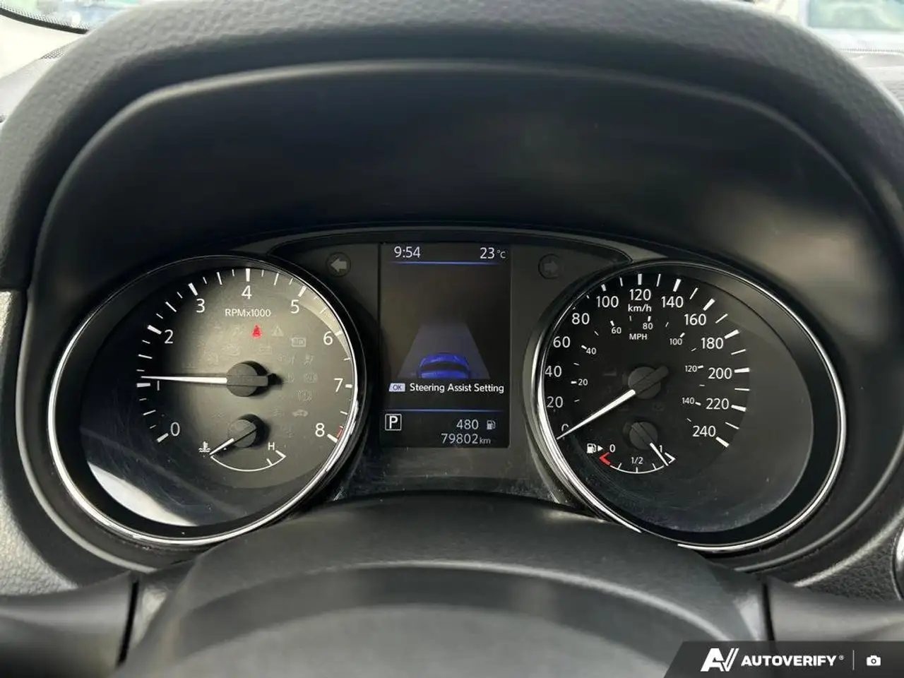 Nissan Qashqai снимка Nissan Qashqai