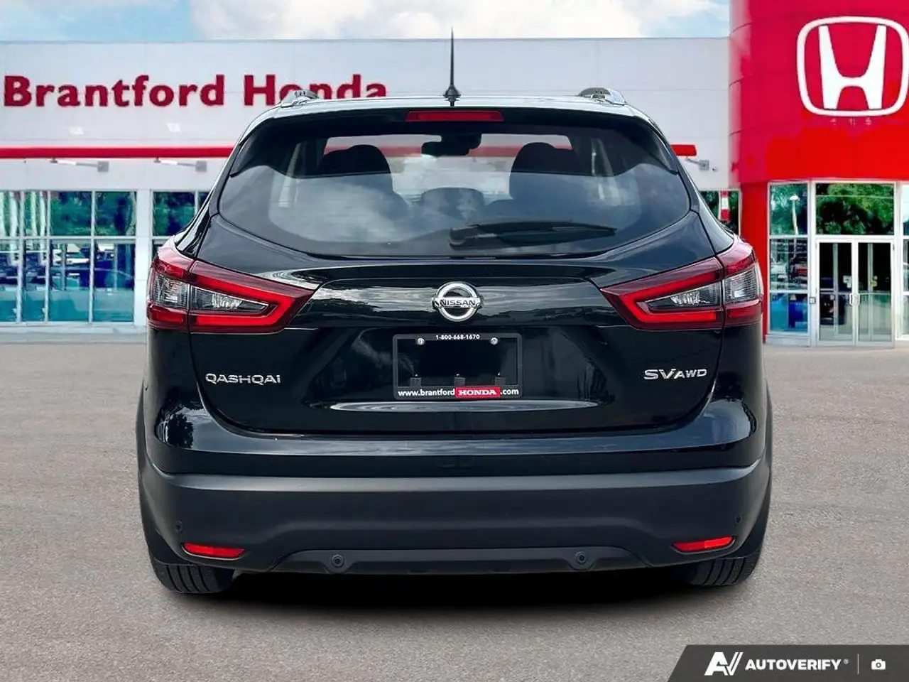 Nissan Qashqai снимка Nissan Qashqai