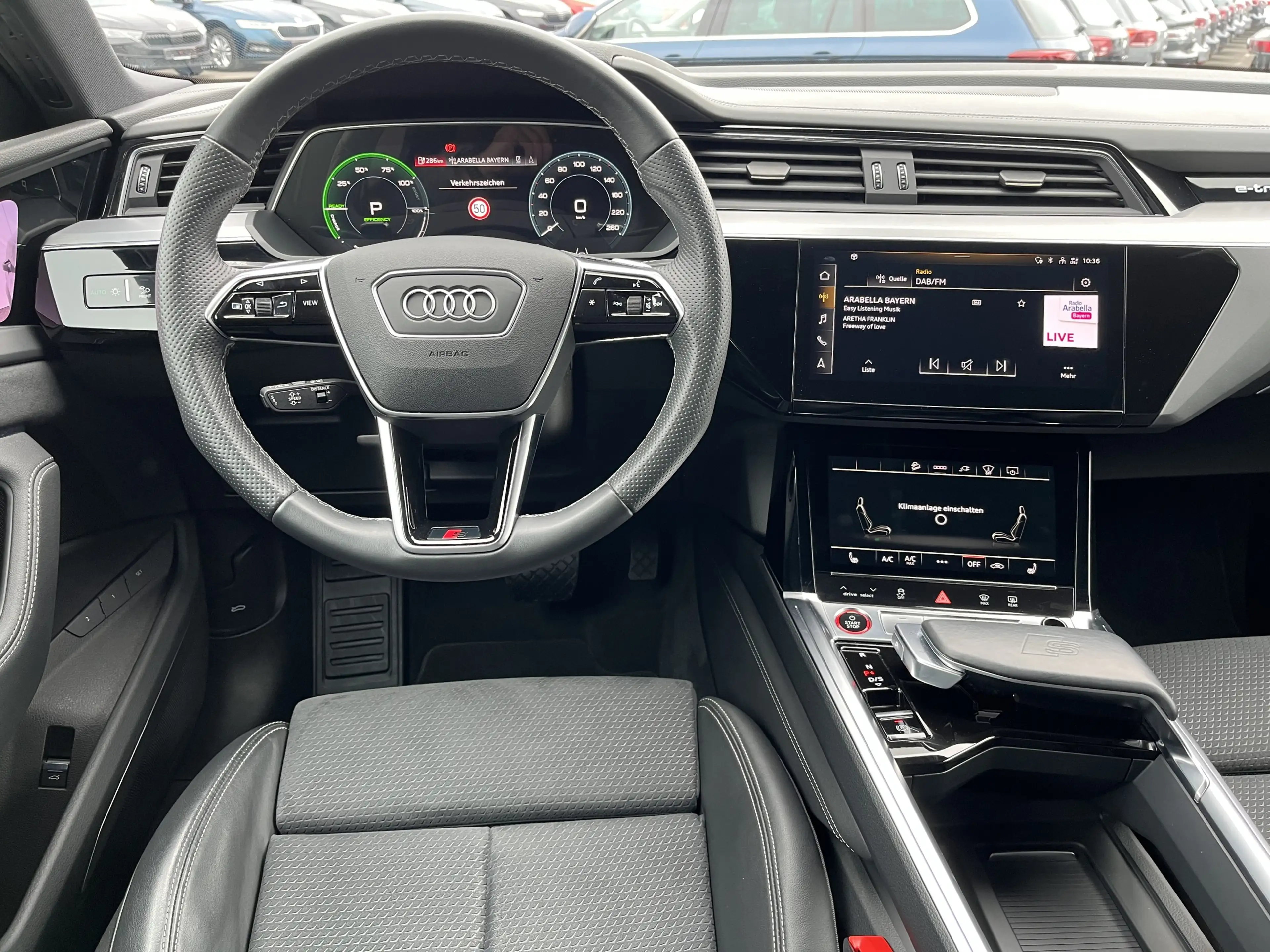 Audi e-tron S Sportback 21 Zoll Bremse orange Optikp. Virt-Spi — photo 13