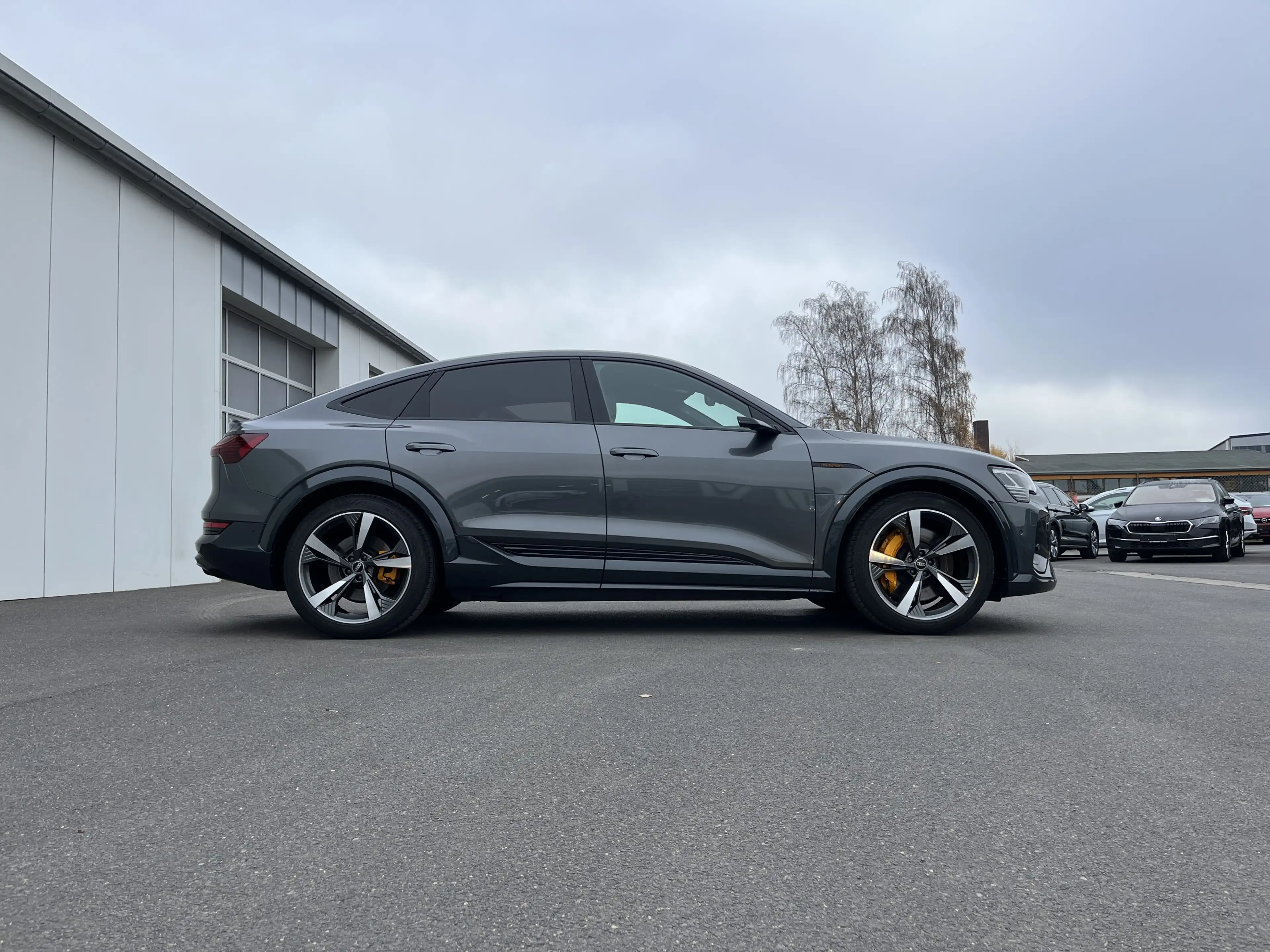 Audi e-tron S Sportback 21 Zoll Bremse orange Optikp. Virt-Spi — photo 4