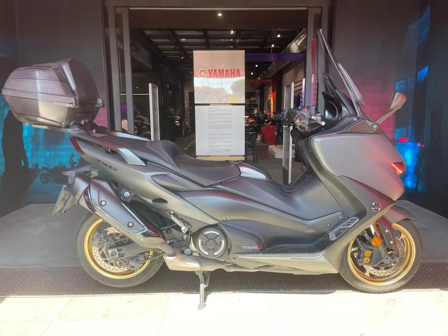 Yamaha TMAX 560 Tech-Max Groen - 1