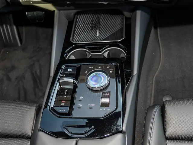 BMW I5 view 8