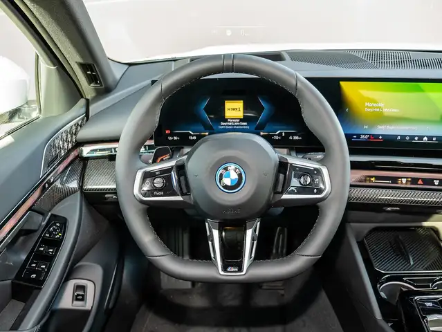 BMW I5 view 9