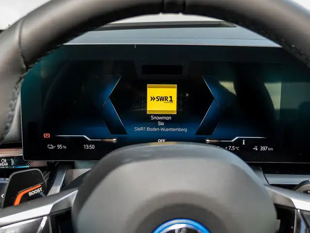BMW I5 view 10