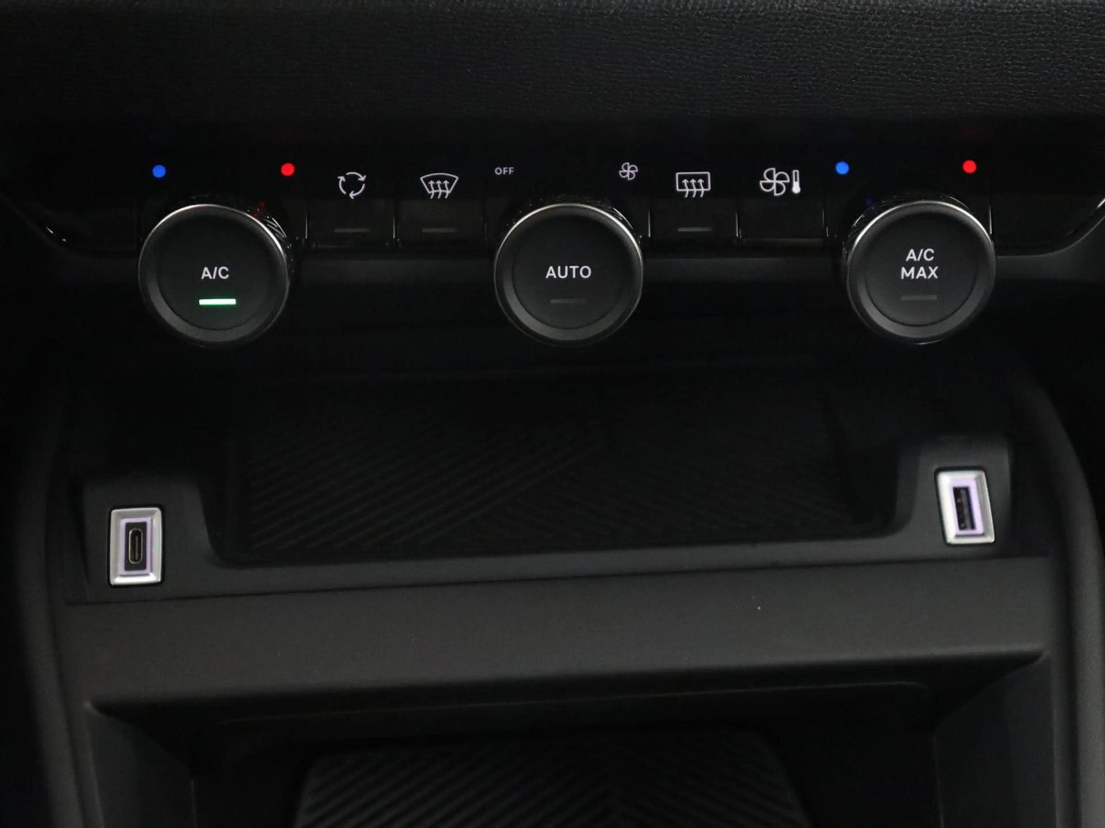 Citroen C4 1.2 Puretech Feel Pack | Automaat | Trekhaak | Cam — photo 26