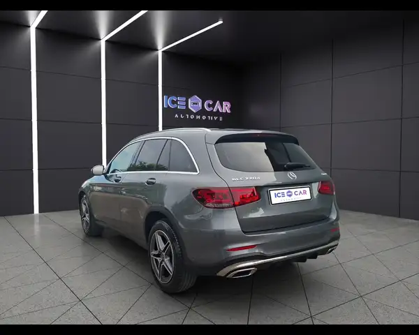 Mercedes-Benz GLC view 7