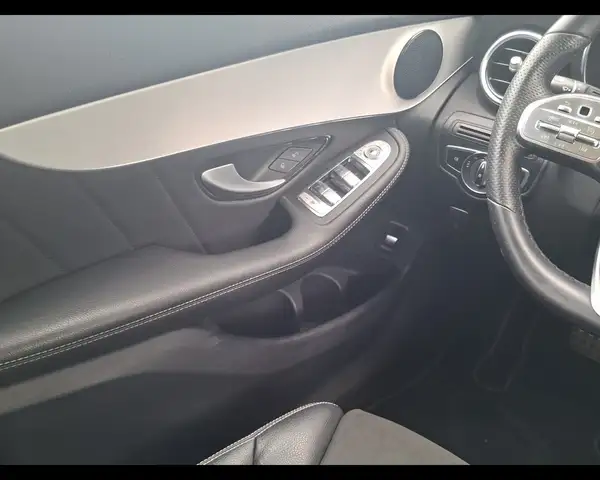Mercedes-Benz GLC view 15