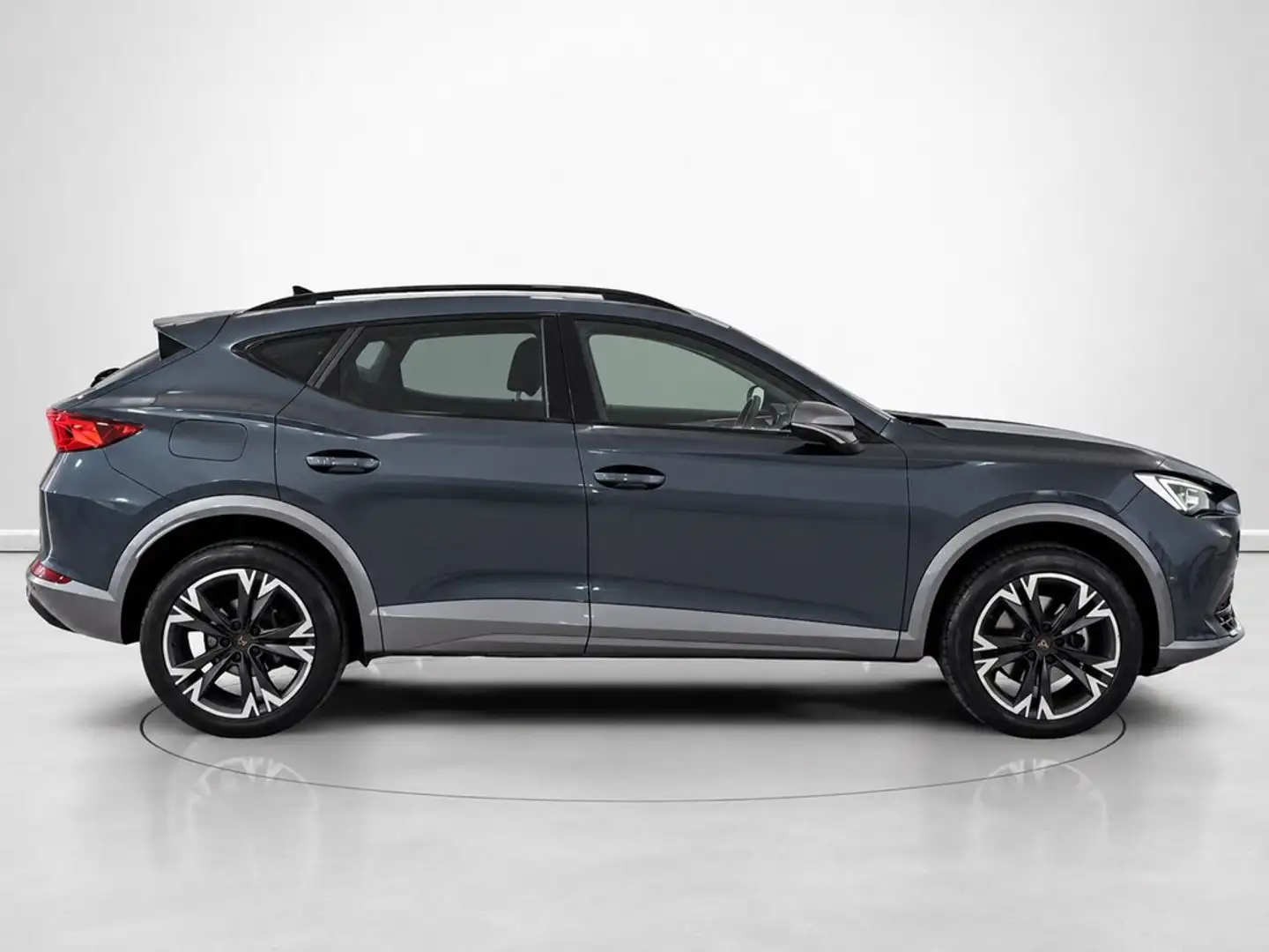 CUPRA Formentor 1.5 TSI 150 DSG Gris - 2