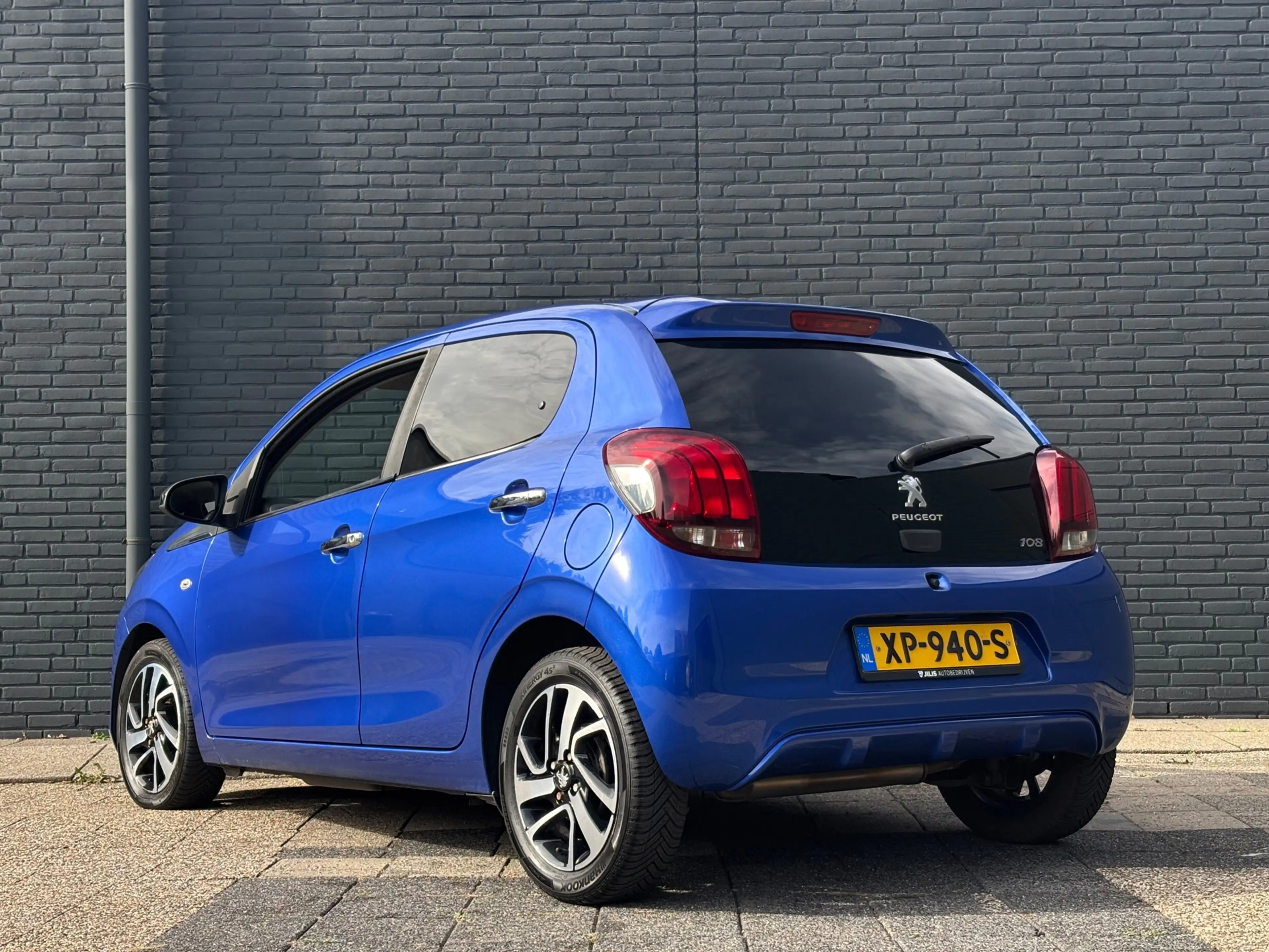 Peugeot 108 1.0 e-VTi Allure | LED | Bluetooth | Carplay — photo 3