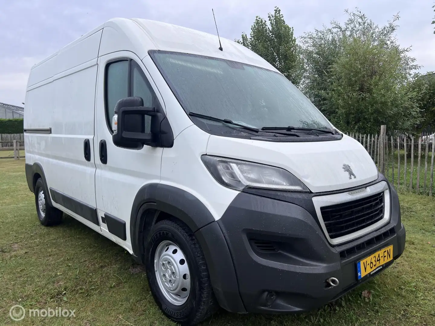 Peugeot Boxer Bestel 435 2.0 BlueHDI L2H2 Pro motor stuk Wit - 2