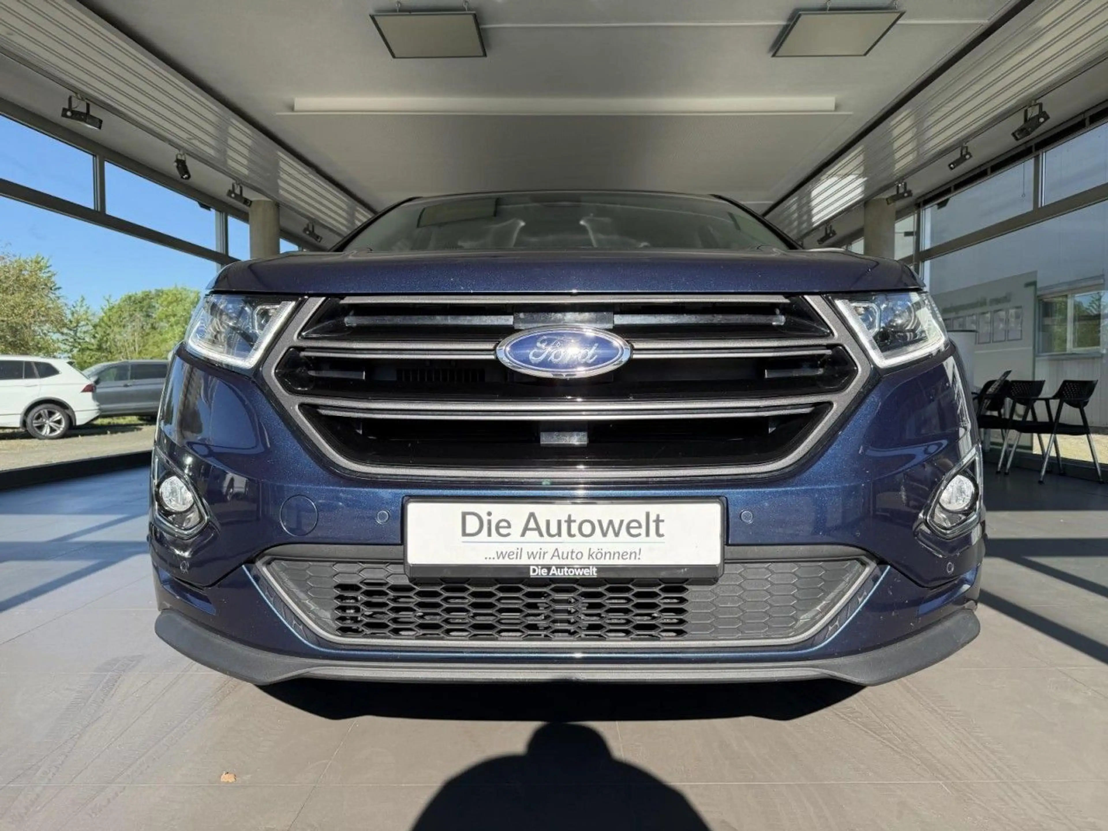 Ford Edge ST-Line 4x4 2.0 TDI AUT NAVI LED GRA GBA BT Klima — photo 4