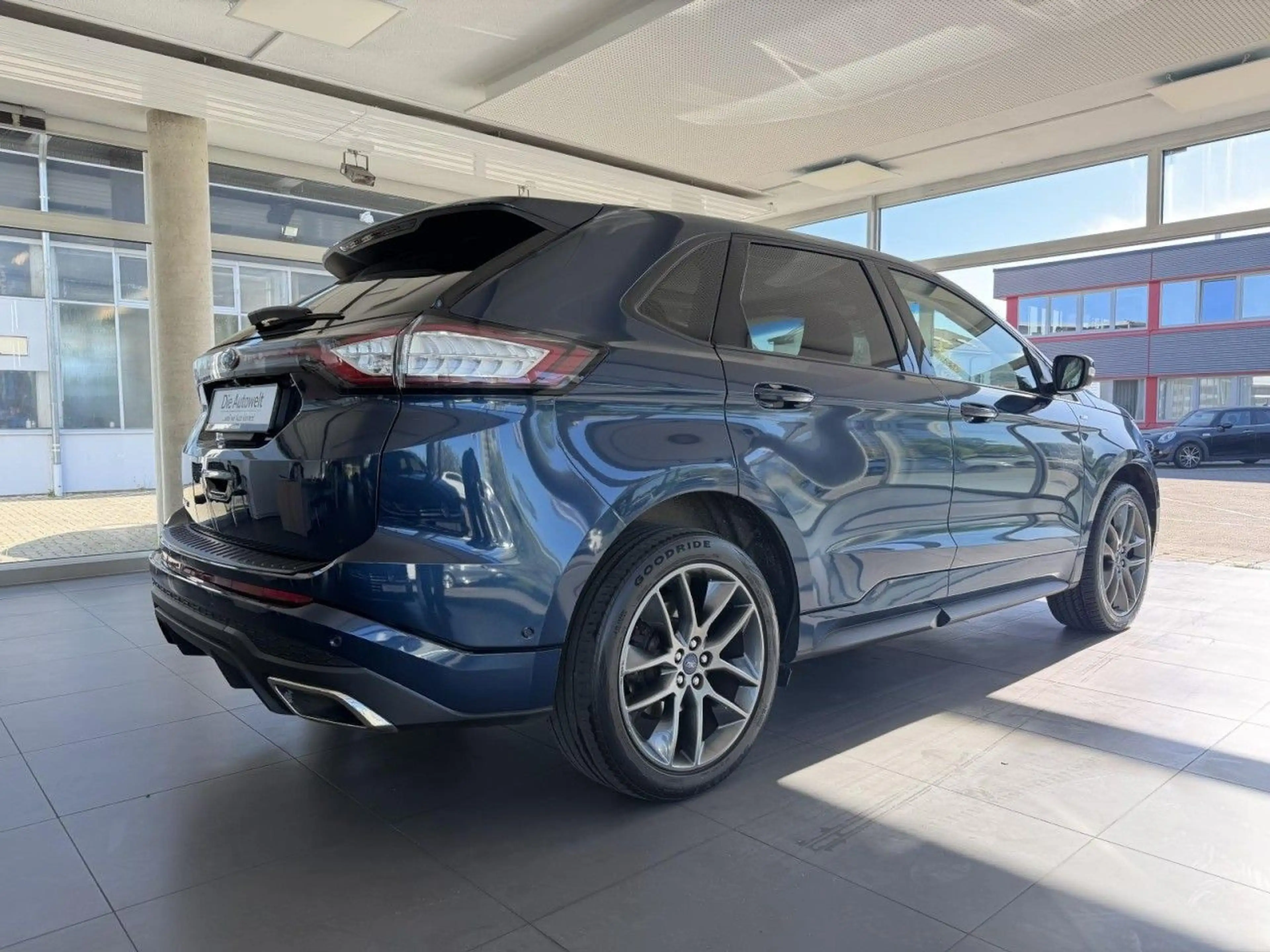 Ford Edge ST-Line 4x4 2.0 TDI AUT NAVI LED GRA GBA BT Klima — photo 7