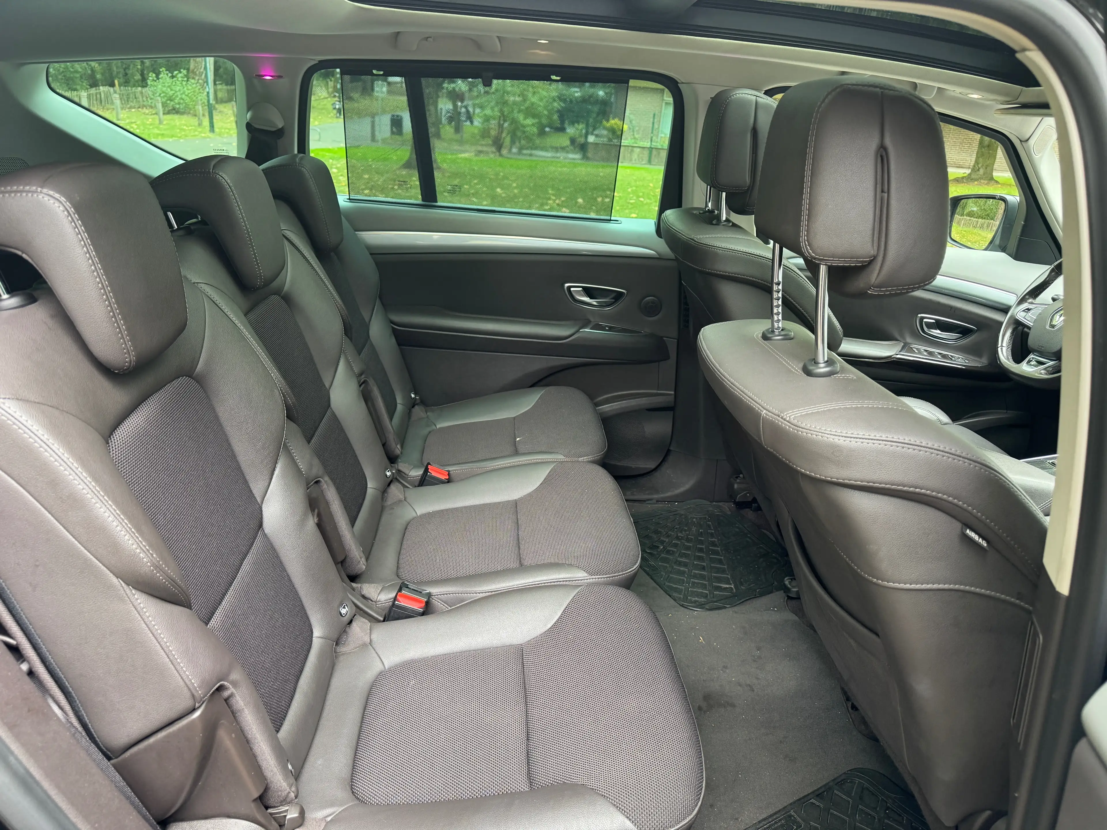 Renault Espace Espace 1.6 dCi Energy Intens EDC — photo 15