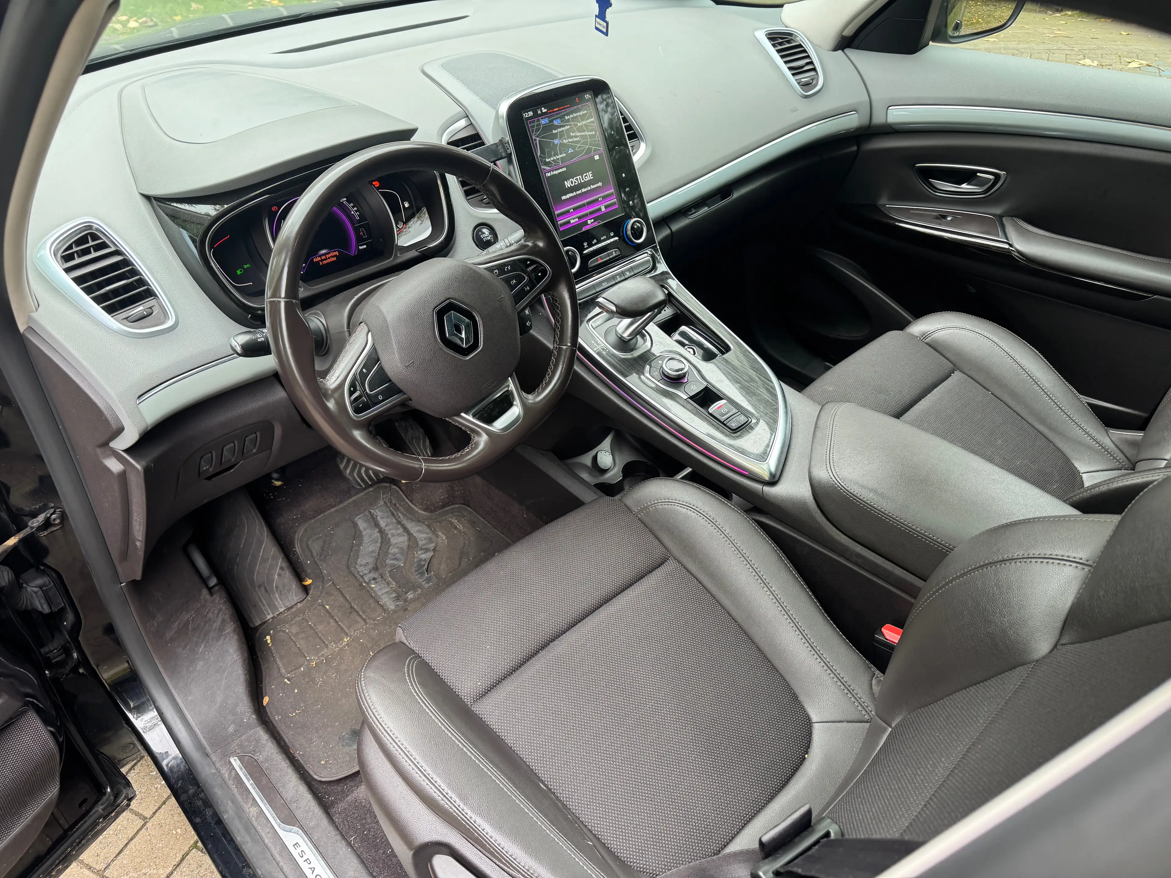 Renault Espace Espace 1.6 dCi Energy Intens EDC — photo 12