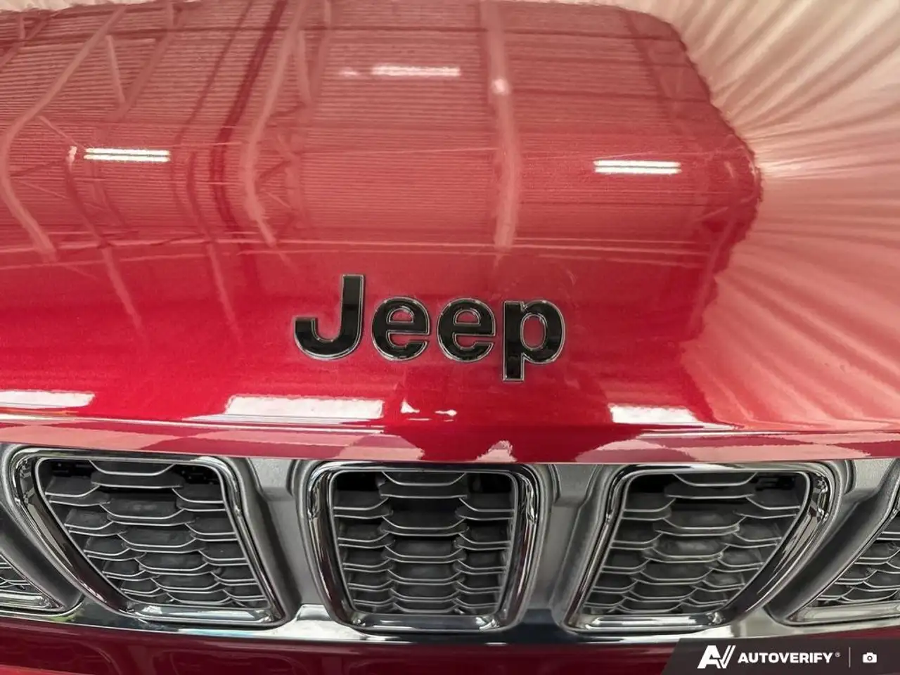 Jeep Grand Cherokee photo Jeep Grand Cherokee