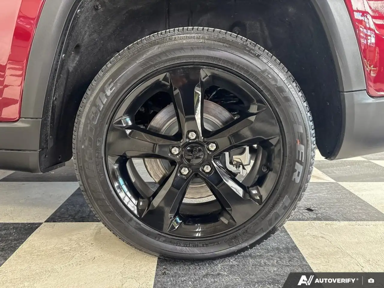 Jeep Grand Cherokee photo Jeep Grand Cherokee