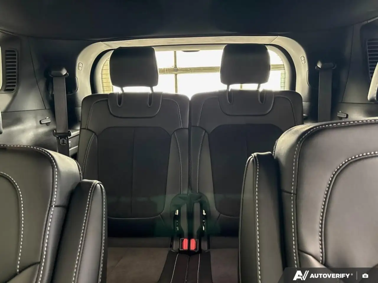 Jeep Grand Cherokee photo Jeep Grand Cherokee