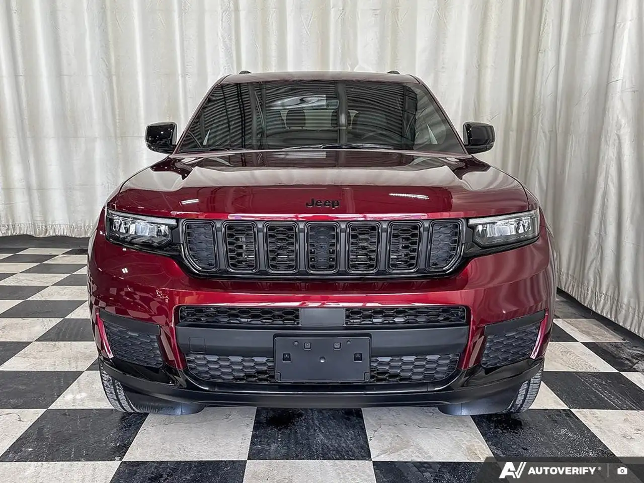 Jeep Grand Cherokee photo Jeep Grand Cherokee