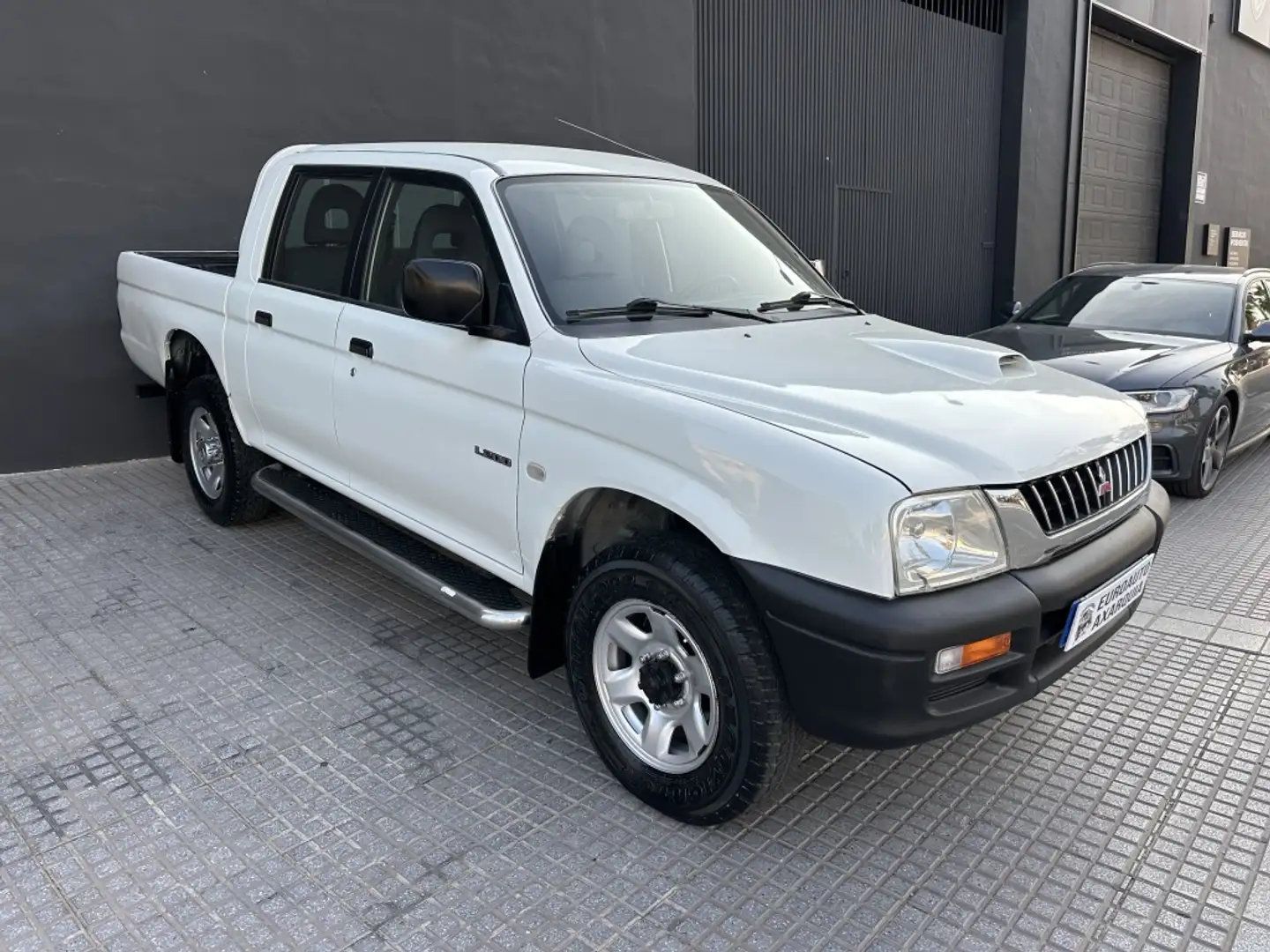 Mitsubishi L200 DCb. 4x4 GLS Blanco - 1
