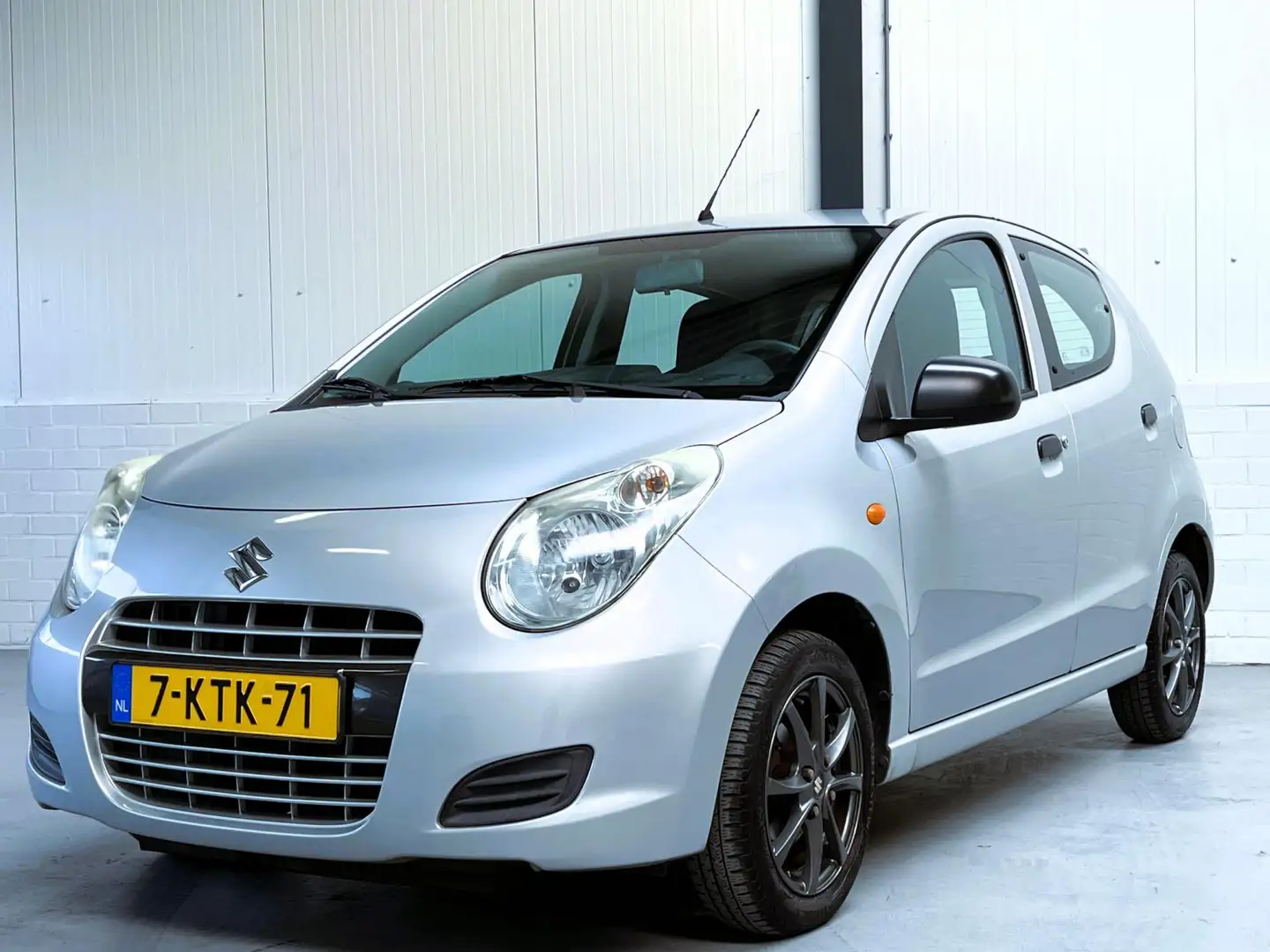 Suzuki Alto 1.0 Comfort EASSS 1e Eigenaar|Org NL Gris - 2