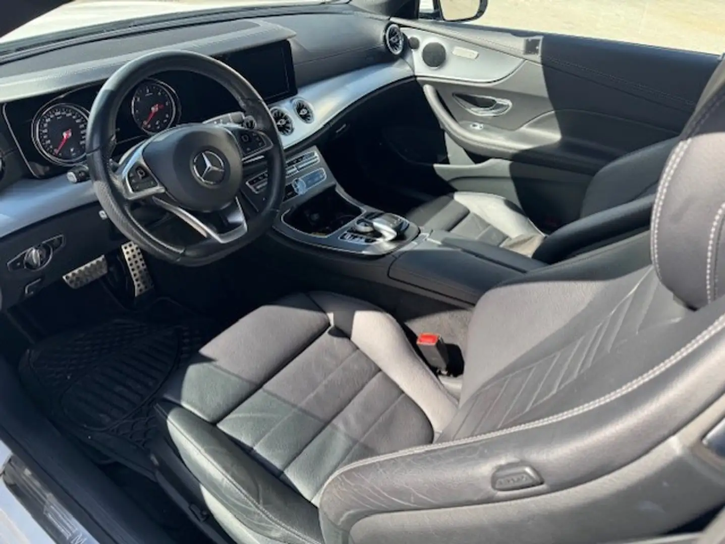Mercedes-Benz E 220 Coupé 220d 9G-Tronic Wit - 2