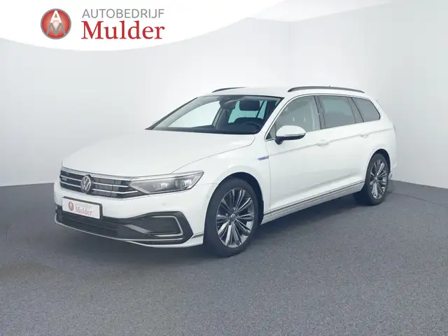 Volkswagen Passat Variant 1.4 TSI PHEV GTE Business | Matrix IQ | Zwenkhaak