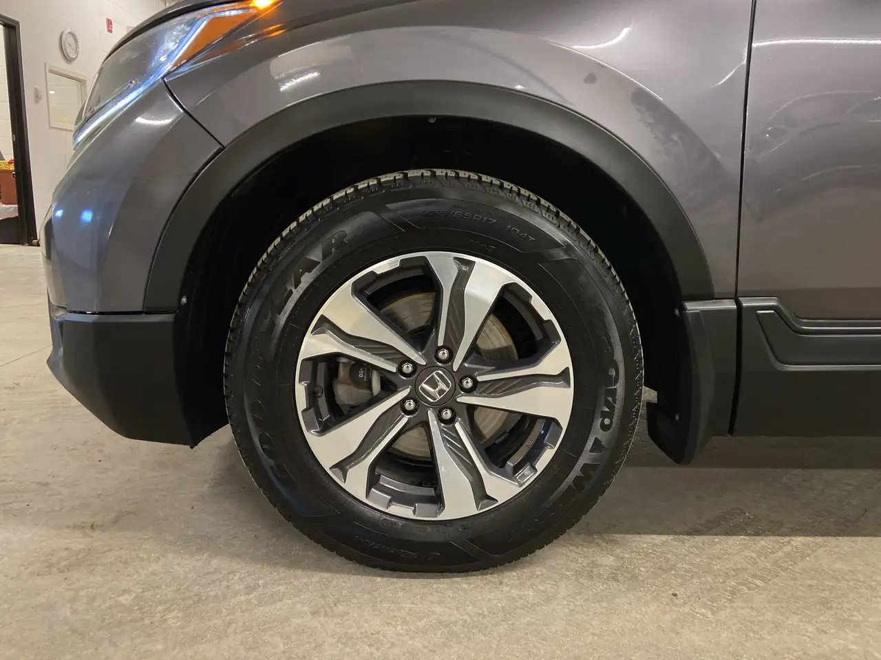 Honda CR-V photo Honda CR-V