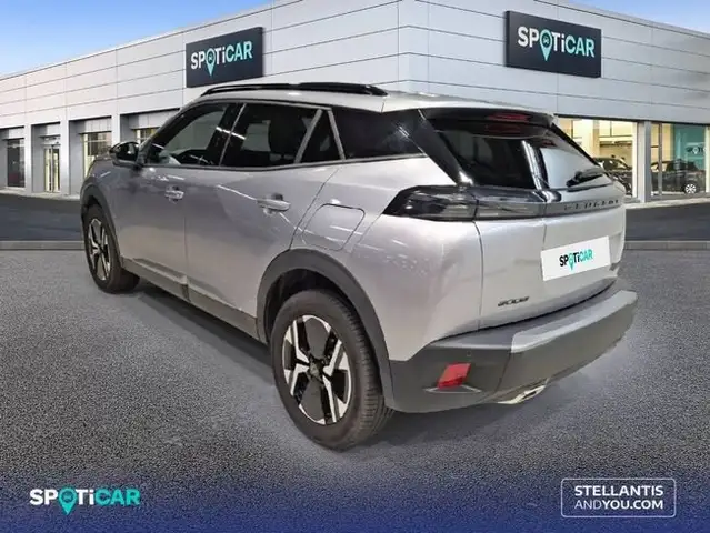 Peugeot 2008 view 5