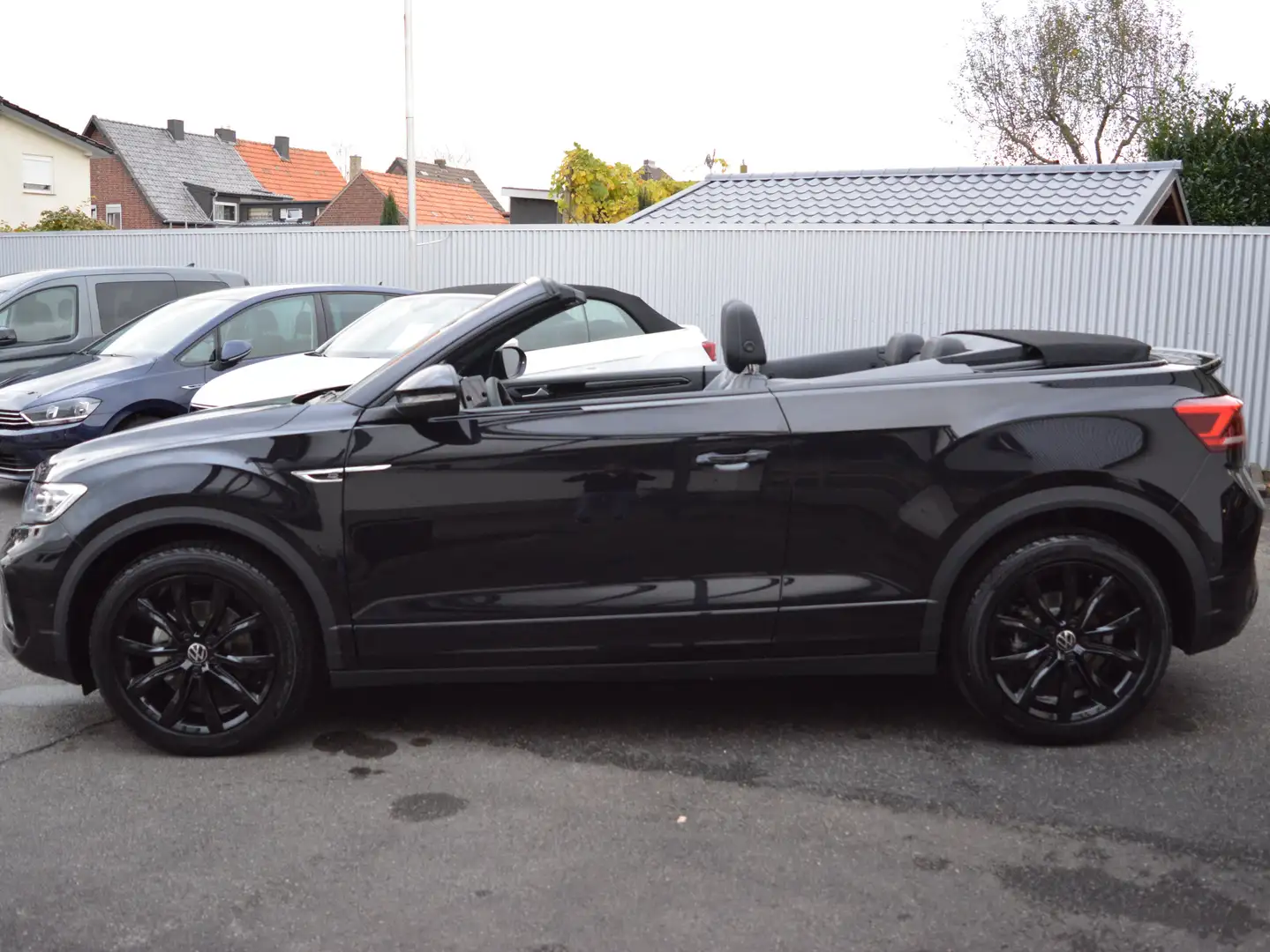 Volkswagen T-Roc Cabriolet 1.5TSI OPF DSG R-Line DESIGN NAVI LED KA Schwarz - 2