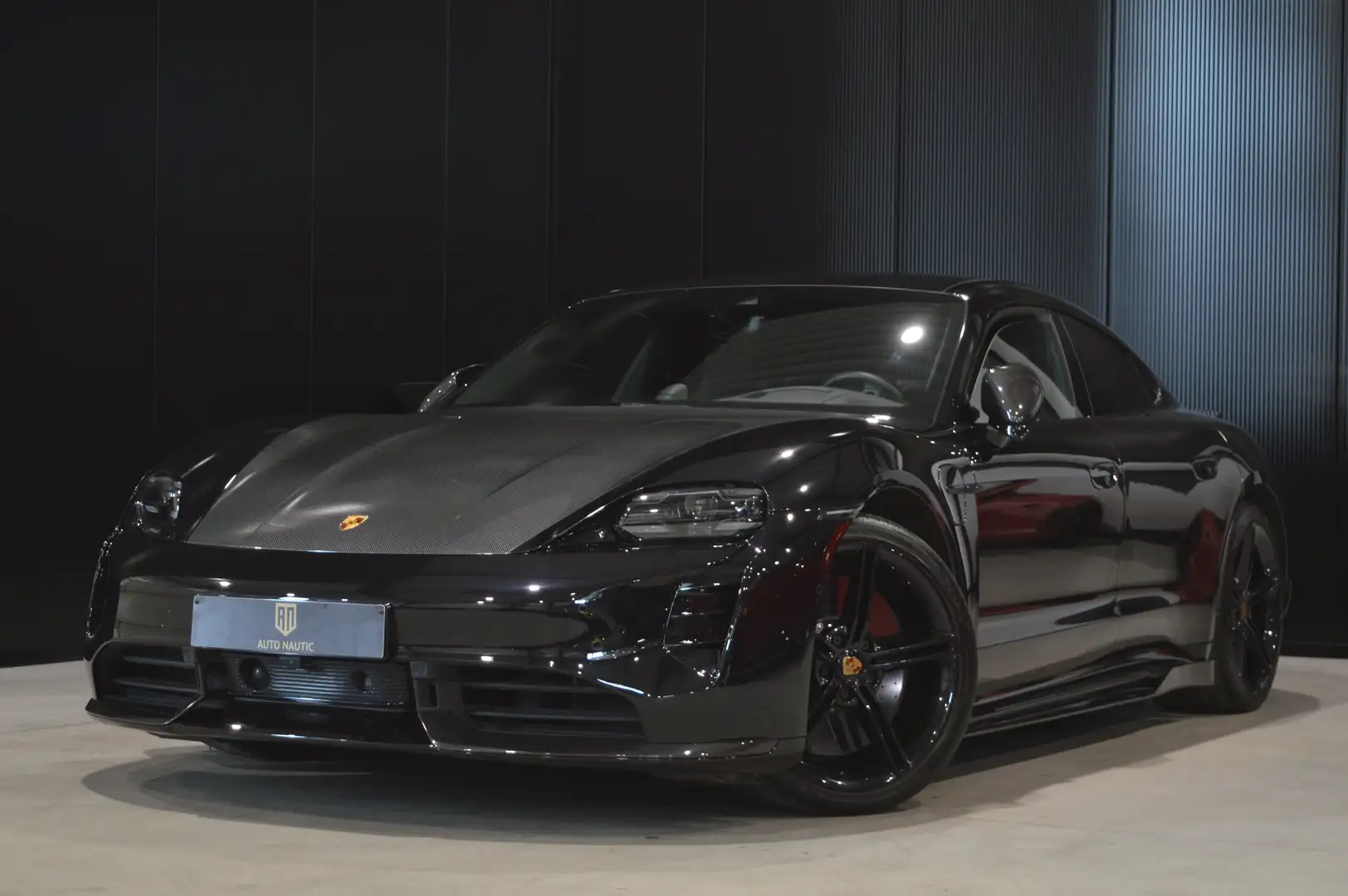 Porsche Taycan Turbo S Full option - 30.000 km Noir - 1