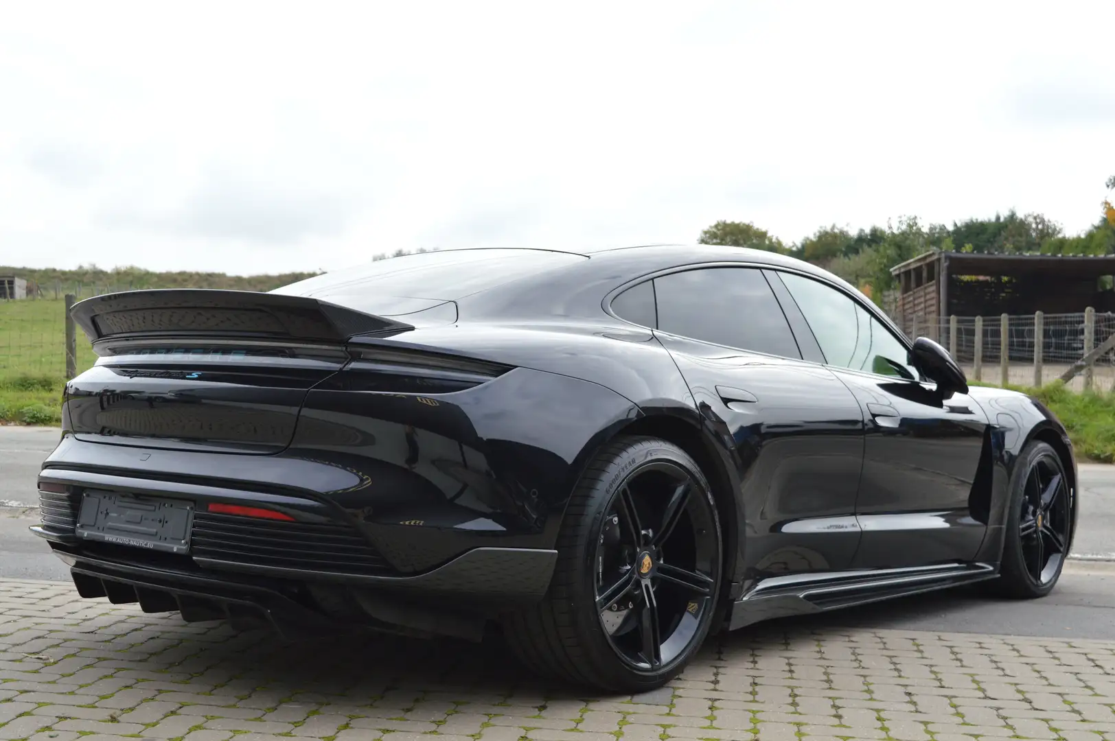 Porsche Taycan Turbo S Full option - 30.000 km Noir - 2