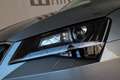 Skoda Superb Kombi 2,0 TDI 4x4 Style NAVI CANTON ACC LANE DCC Grau - thumbnail 4