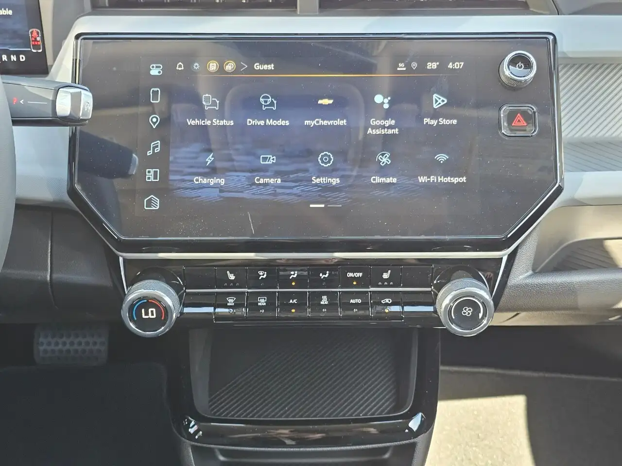 Chevrolet Bolt photo Chevrolet Bolt
