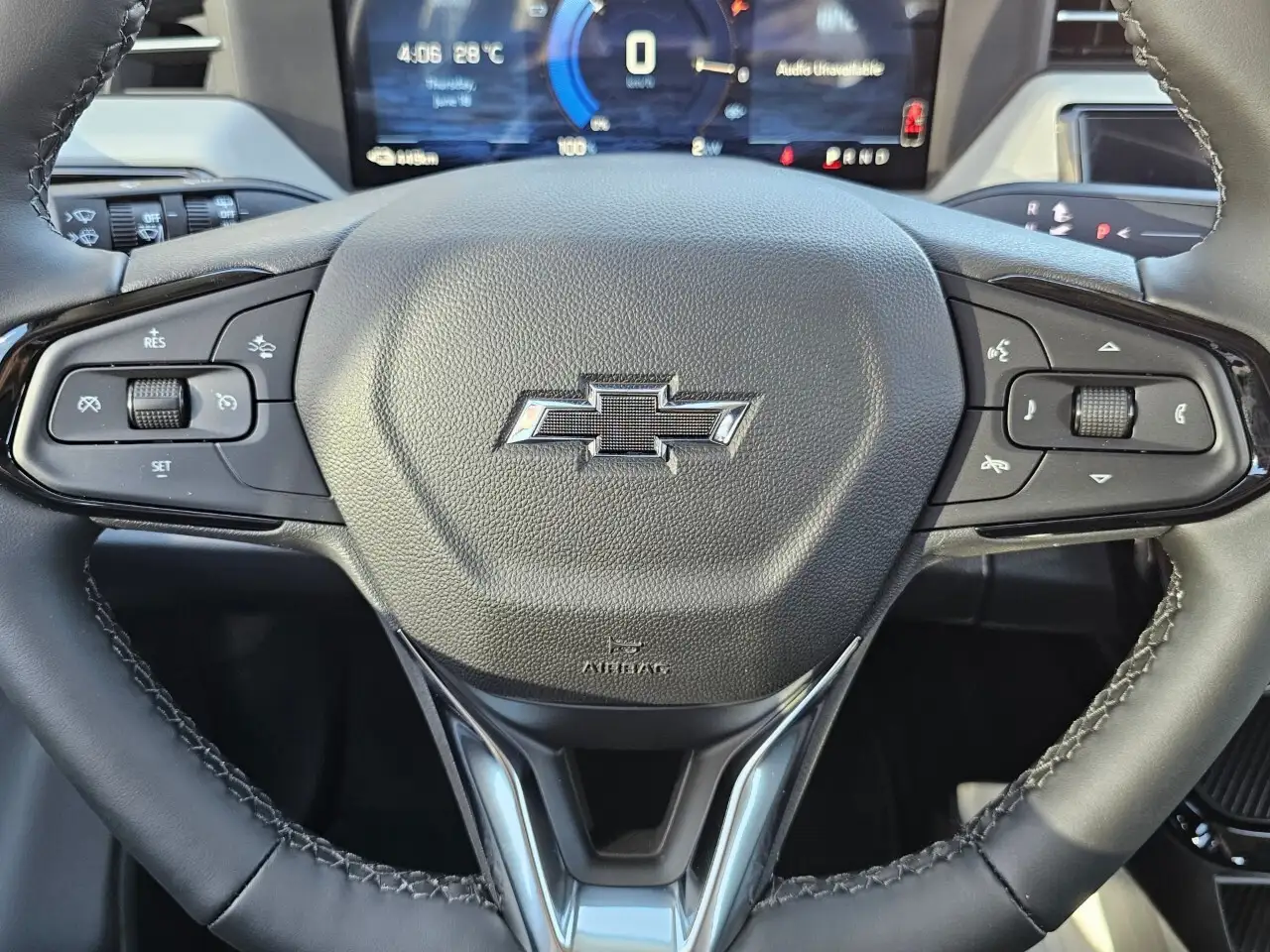 Chevrolet Bolt photo Chevrolet Bolt