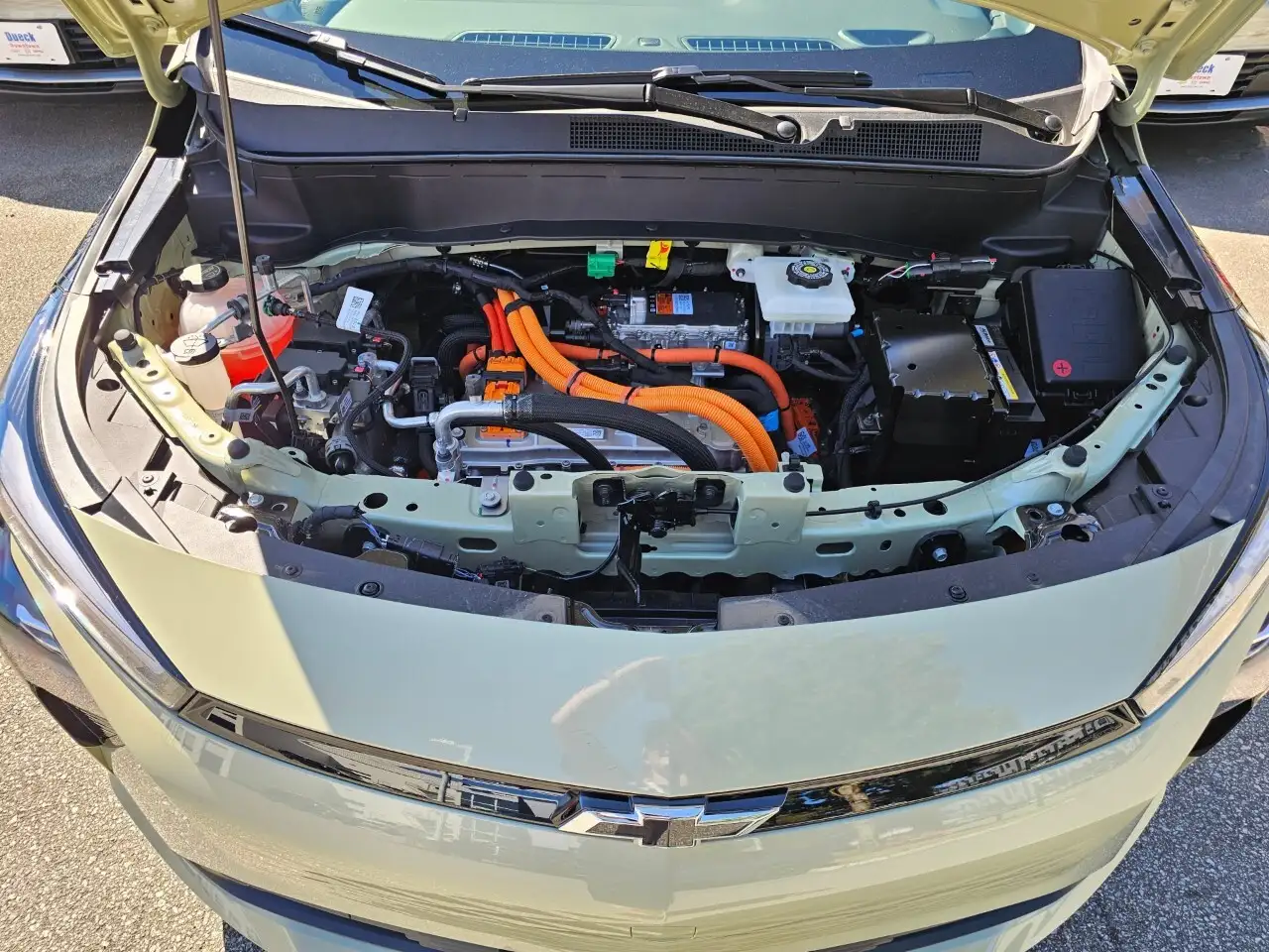 Chevrolet Bolt photo Chevrolet Bolt