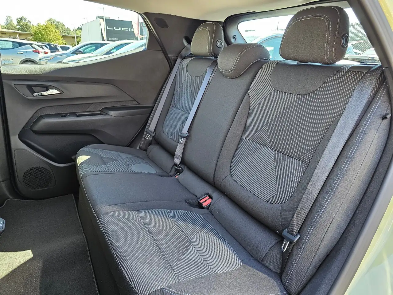 Chevrolet Bolt photo Chevrolet Bolt
